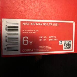 NEW Never Worn - Nike Air Max 90 LTR (GS) Black/White Sneakers